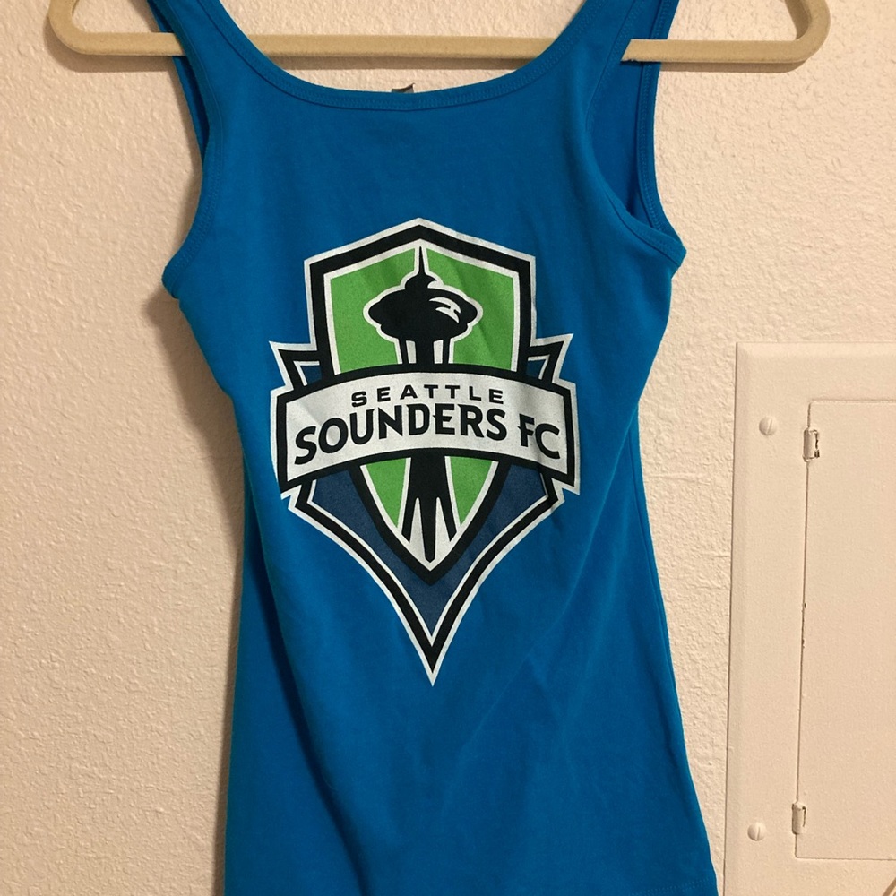 Rare Seattle Sounders tank top! El Jimador on front, Sounders on back.